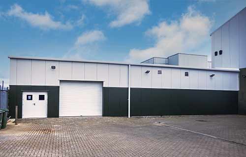 P and F Cladding - Barking and Dagenham College - Romford - Kingspan roof